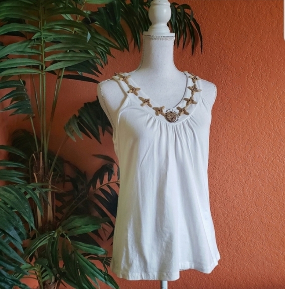 Saks Fifth Avenue Tops - 3/$25 Saks Fifth Avenue Threads Wood Beaded Tank L